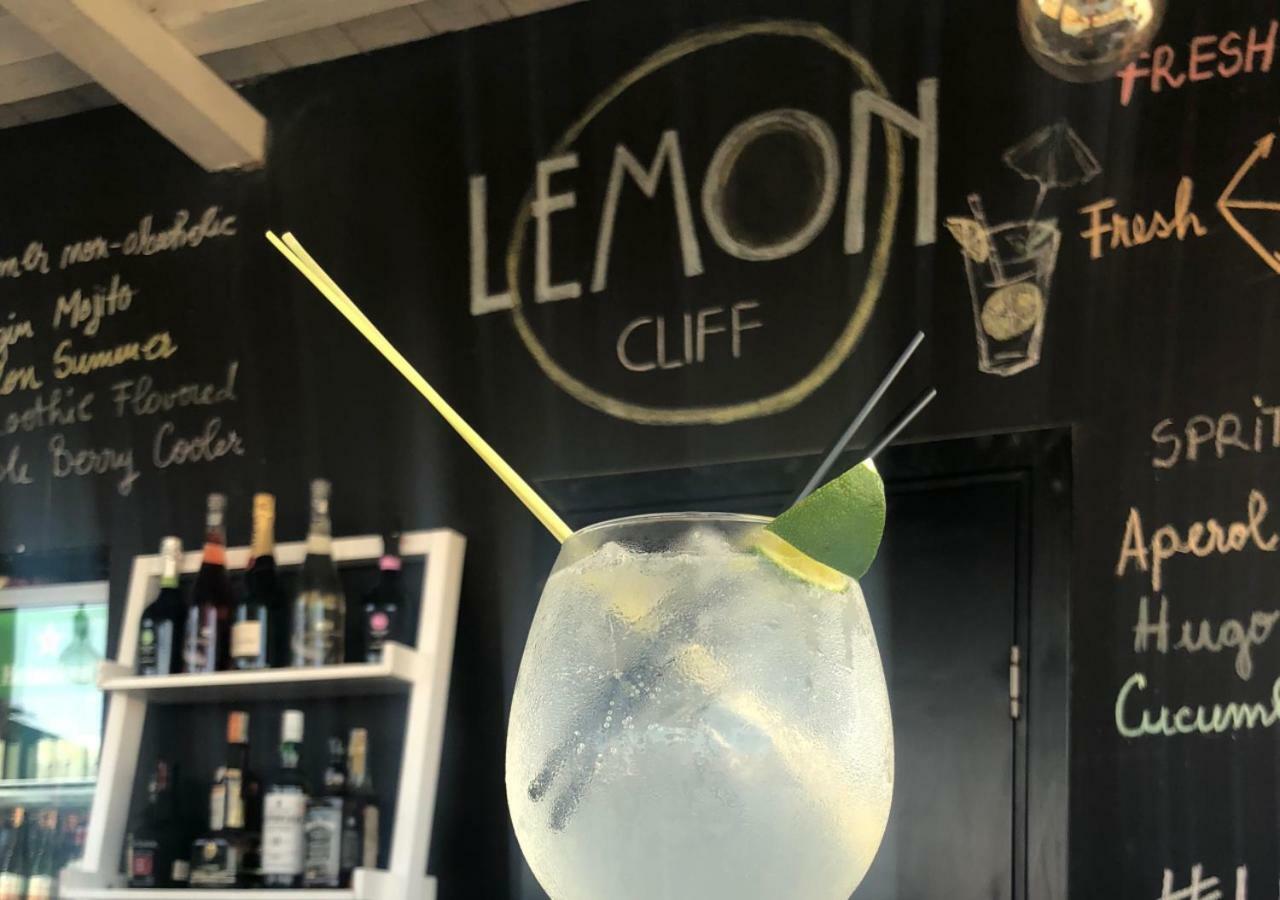 Lemon Cliff Luxury B&B Mamaia Eksteriør bilde